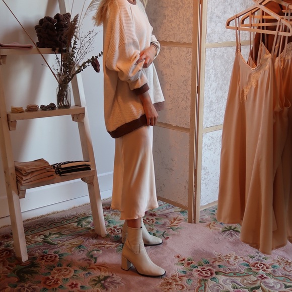 Silk skirt with slit - pink size - Picture 2 of 3